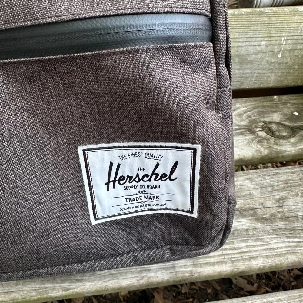 Herschel Supply Co Pop Quiz Backpack Raven Crosshatch Gray‎ Travel School Unisex